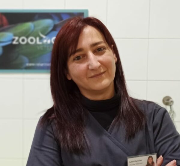 Isabel González - Zoològic Veterinaris